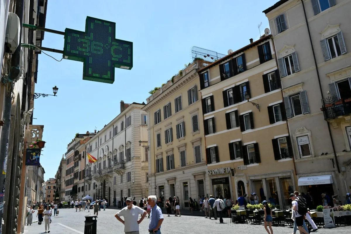 Italy on course for longest-ever heatwave as red alerts rise to 17 cities