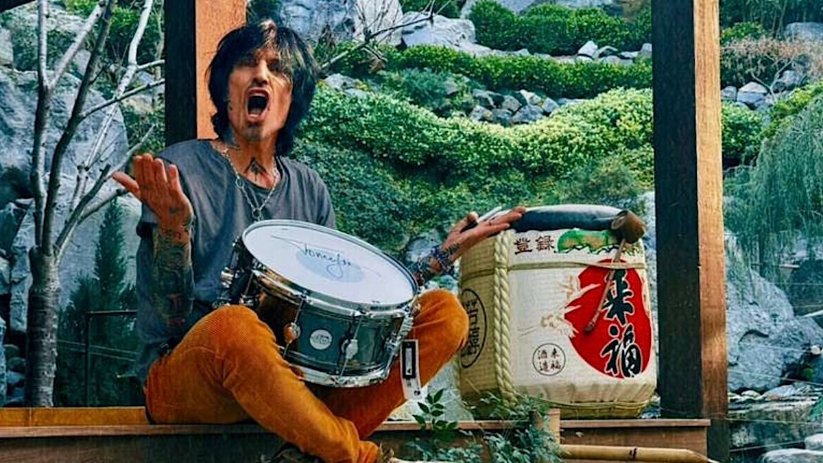 Tommy Lee Explains Why He’s a “Skinny F**k” Who’s the “Same Weight Since F**king High School”