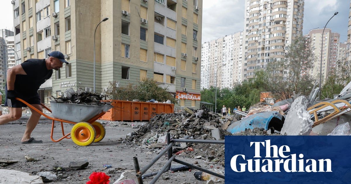 Ukraine war briefing: Kyiv targets Kremlin ‘shadow’ tankers as Russian strikes continue in capital