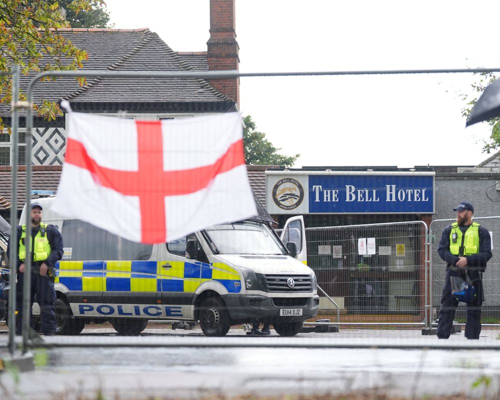 Asylum seekers removed from Essex hotel targeted by far right as Home Office ends contract