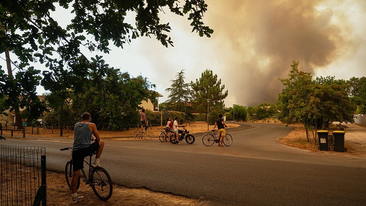 More than 320,000 now evacuated in France and Spain as wildfires continue to spread