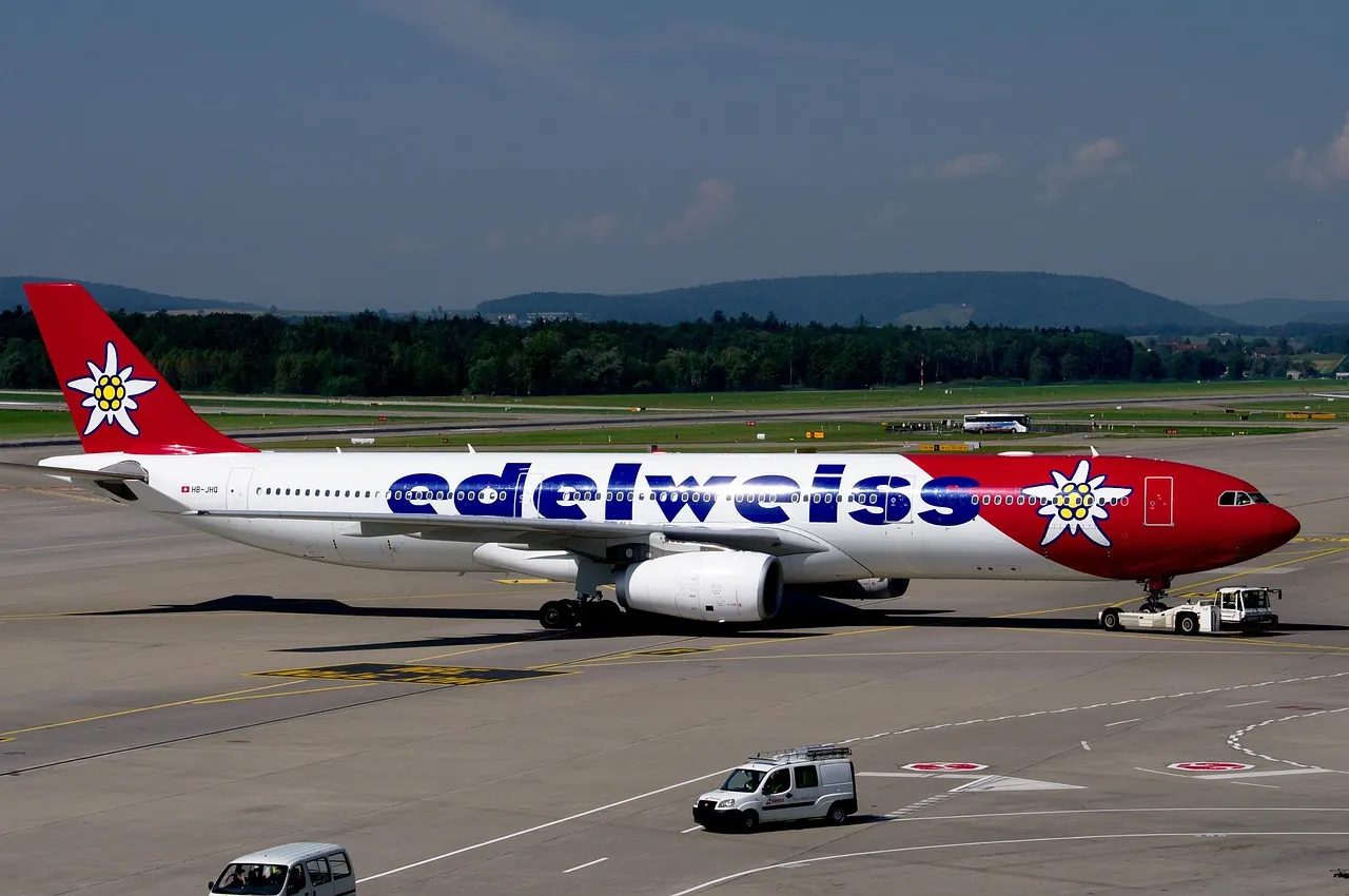 LISTED: The new destinations can you fly to from Switzerland this autumn?