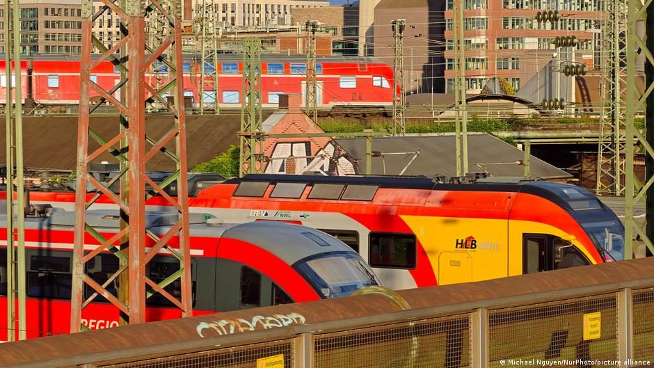 Germany news: Deutsche Bahn advises against travel amid heat
