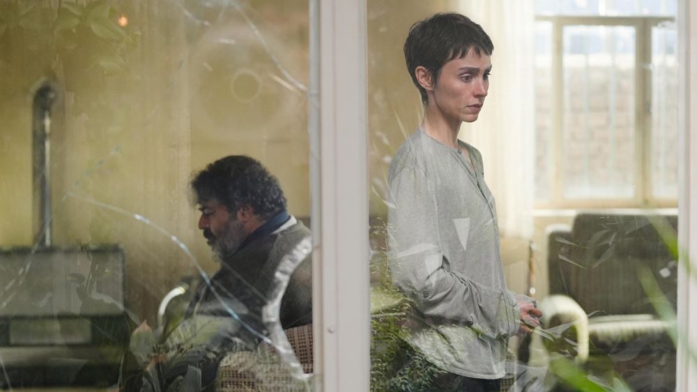 Iranian Director Mohsen Gharaei’s ‘Falling House’ Boarded by Paradise City Sales Ahead of Venice Premiere
