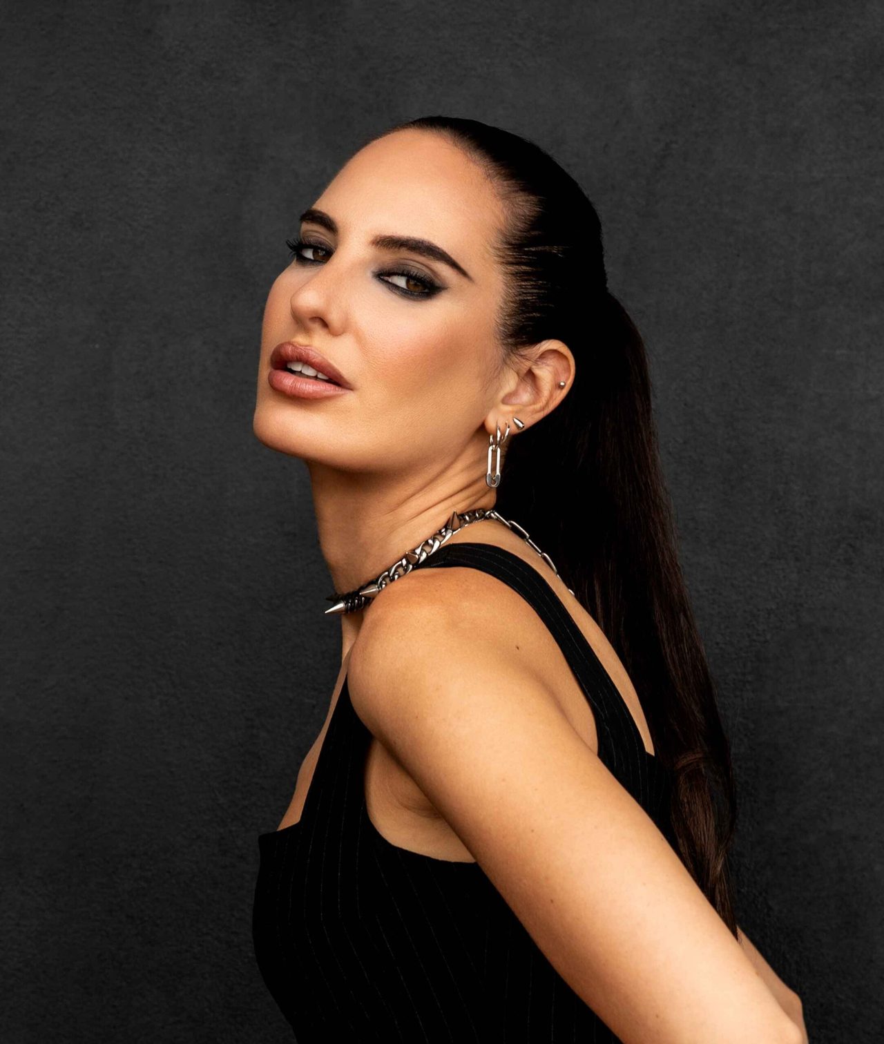 Lilly Palmer officially signs with Universal Music and Island Berlin